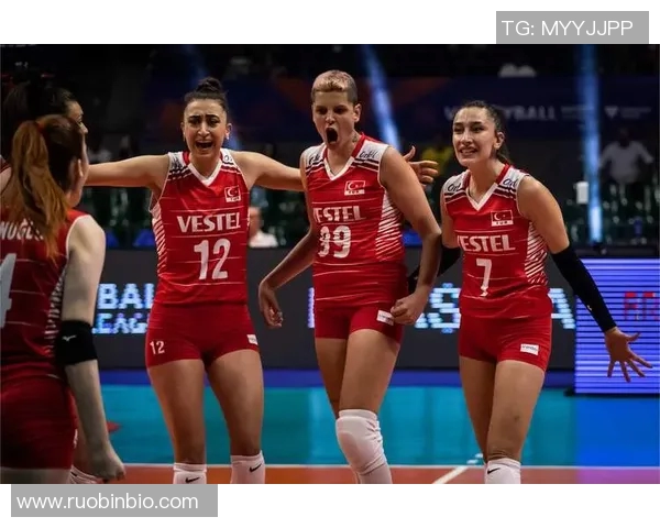 深圳排球队荣登排球战术排行榜第三名展现强大实力与团队配合