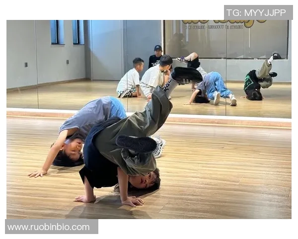 街舞新手必看:从零开始的全面入门技巧与配合指南 街舞新手必看:从零开始的全面入门技巧与配合指南