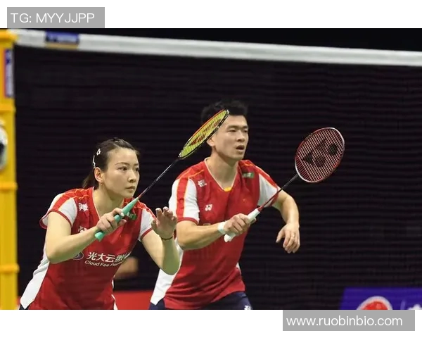 广州羽毛球队与南京羽毛球队赛后复盘分析速度对抗的精彩瞬间与战术策略