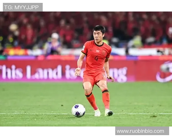 李磊谈足球生涯：从青涩少年到职业球员的心路历程回顾