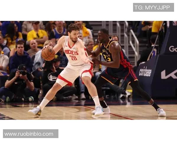 勇士与火箭的巅峰对决一触即发谁能在这场较量中笑到最后 勇士与火箭的巅峰对决一触即发谁能在这场较量中笑到最后