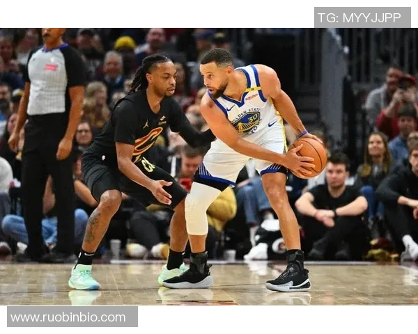 勇士与雷霆激战四月四日精彩录像回放全程回顾与分析 勇士与雷霆激战四月四日精彩录像回放全程回顾与分析