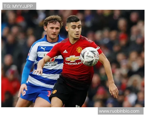 曼联对阵雷丁在线直播全程回顾与精彩瞬间分析