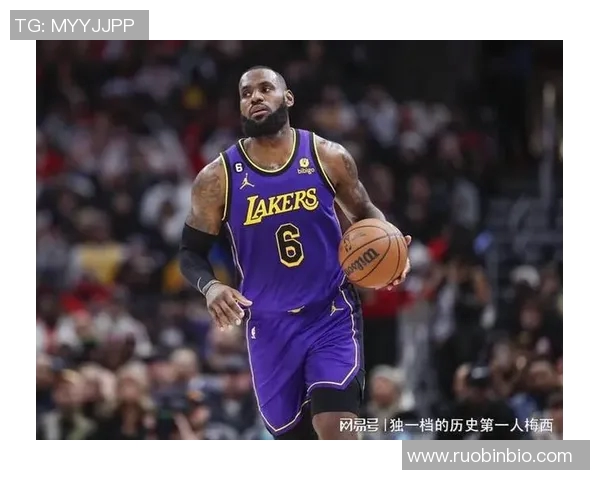 詹姆斯：从篮球传奇到社会影响力的全方位探索与启示