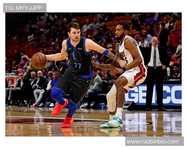 雄鹿对湖人精彩直播全程回顾与赛后分析尽在这里 雄鹿对湖人精彩直播全程回顾与赛后分析尽在这里