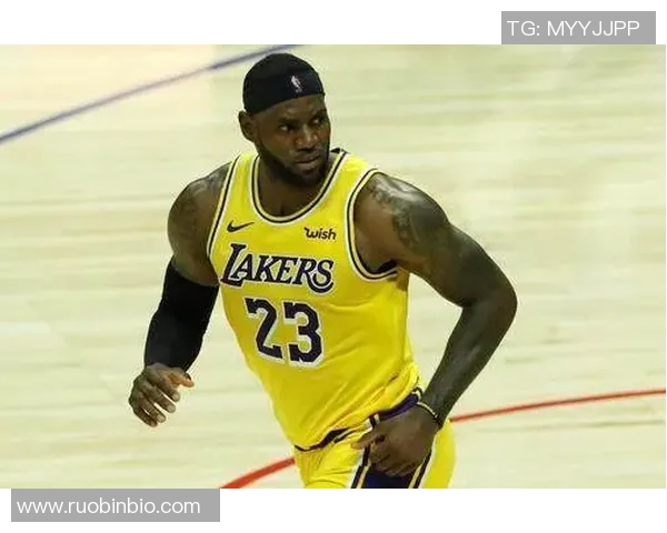 湖人队与活塞队加时赛激战回顾球迷心潮澎湃的精彩瞬间